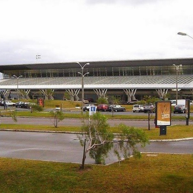 Aeropuerto Internacional De Punta Del Este