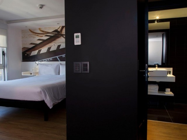 ibis-styles-montevideo-hotel-standard-double-room-318_15780446244